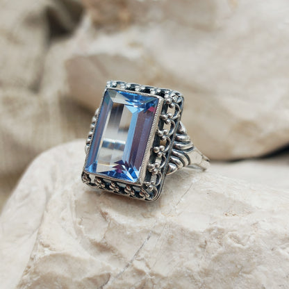 Vintage Interbellum Blue Spinel Silver Ring