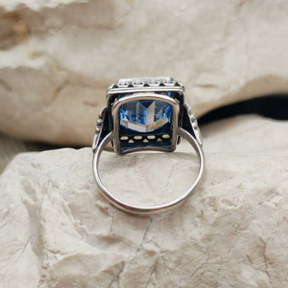 Vintage Interbellum Blue Spinel Silver Ring