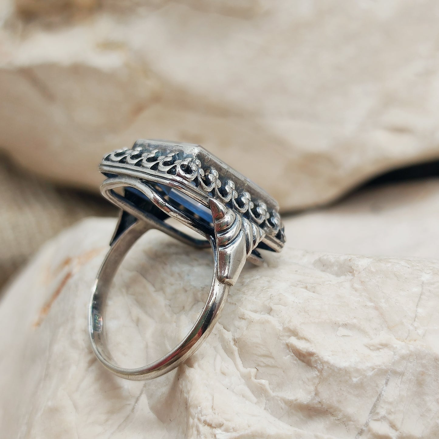 Vintage Interbellum Blue Spinel Silver Ring