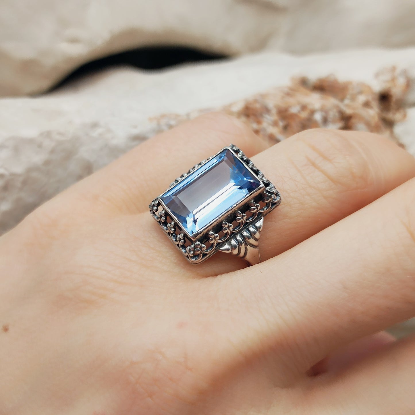 Vintage Interbellum Blue Spinel Silver Ring
