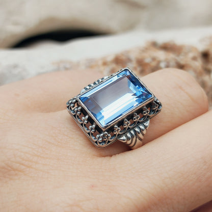Vintage Interbellum Blue Spinel Silver Ring