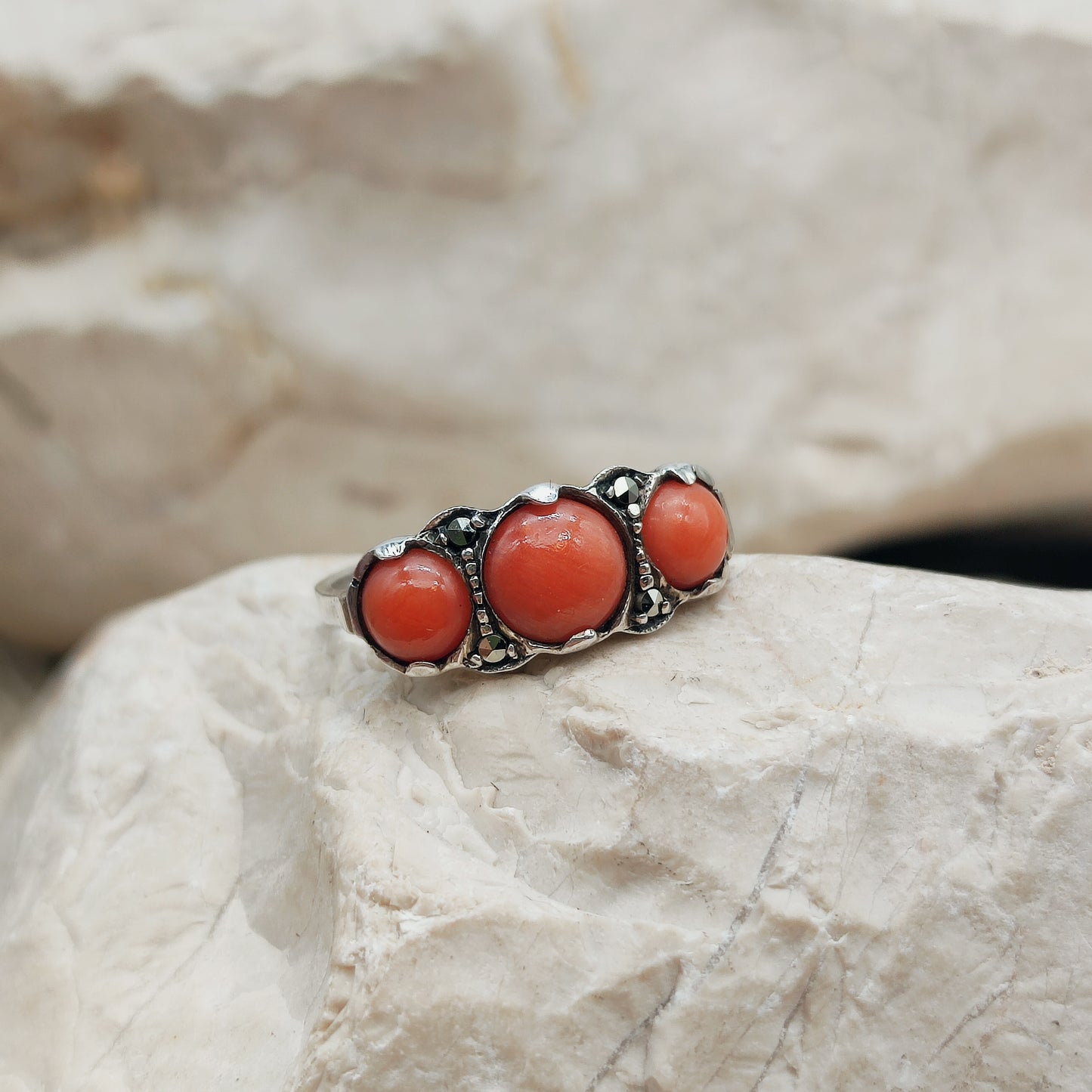 Art Deco silver ring with Coral
