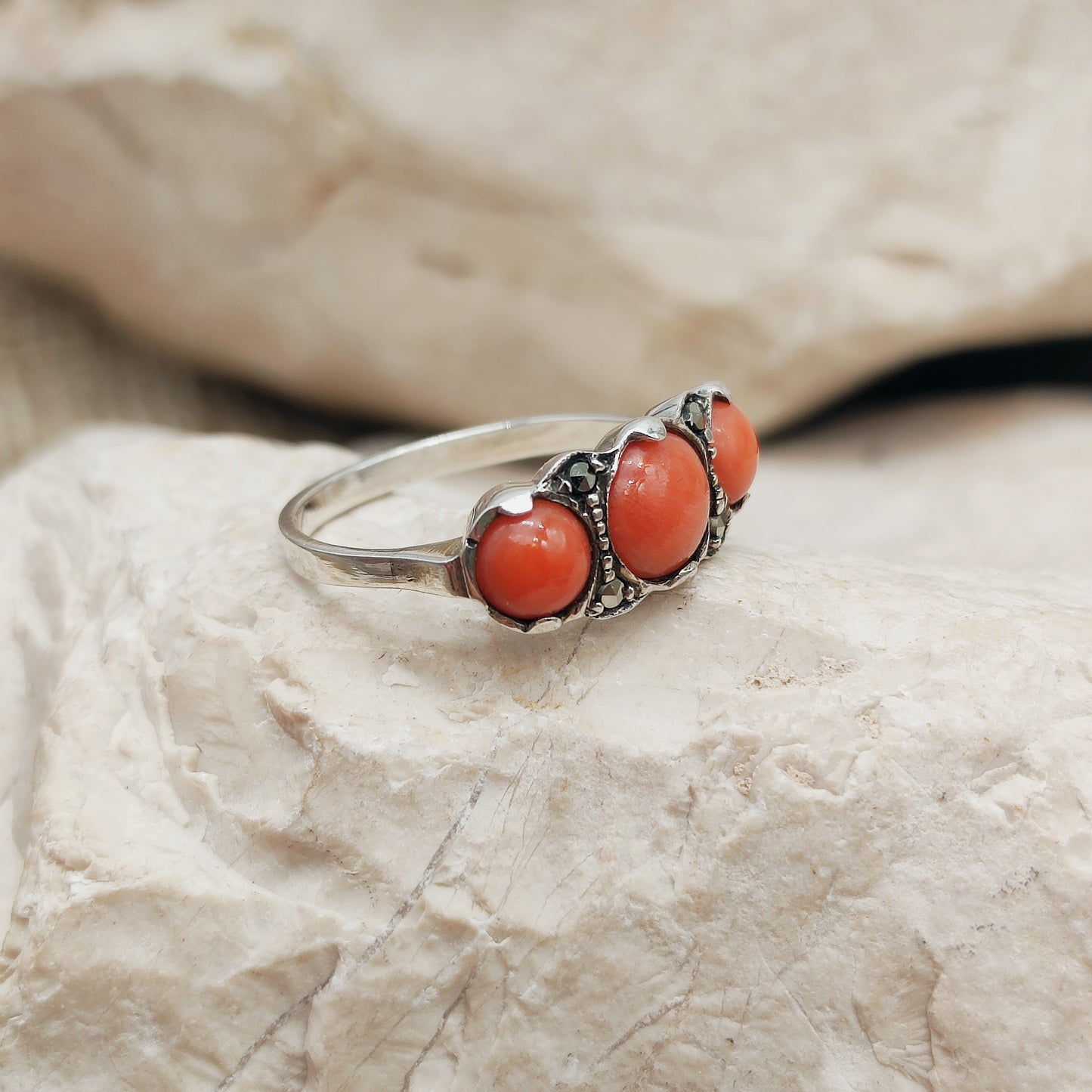 Art Deco silver ring with Coral
