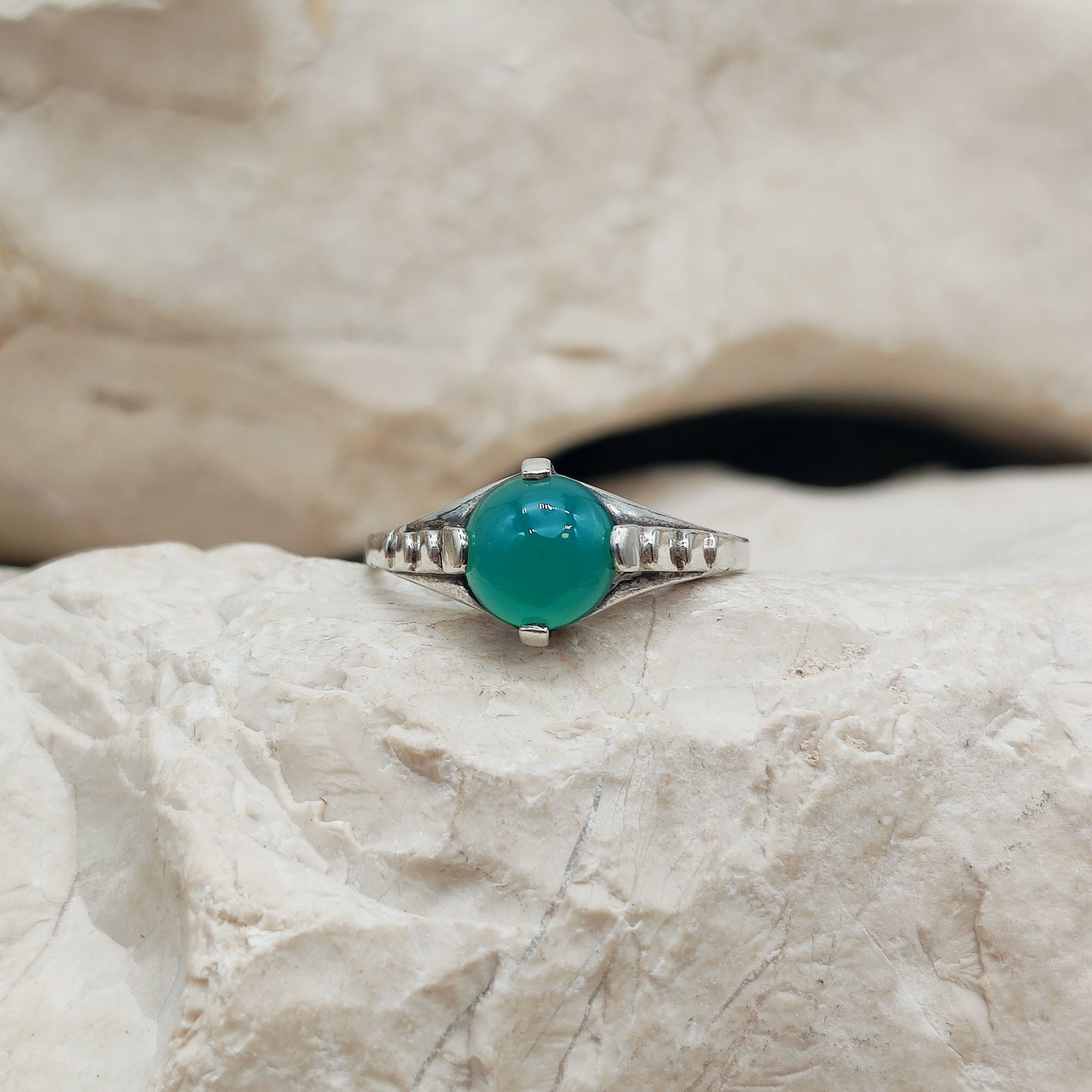 Art Deco silver ring with Green Agate