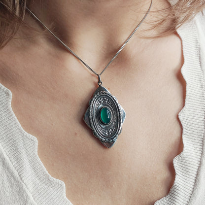 Vintage Art Deco Silver Flower pendant