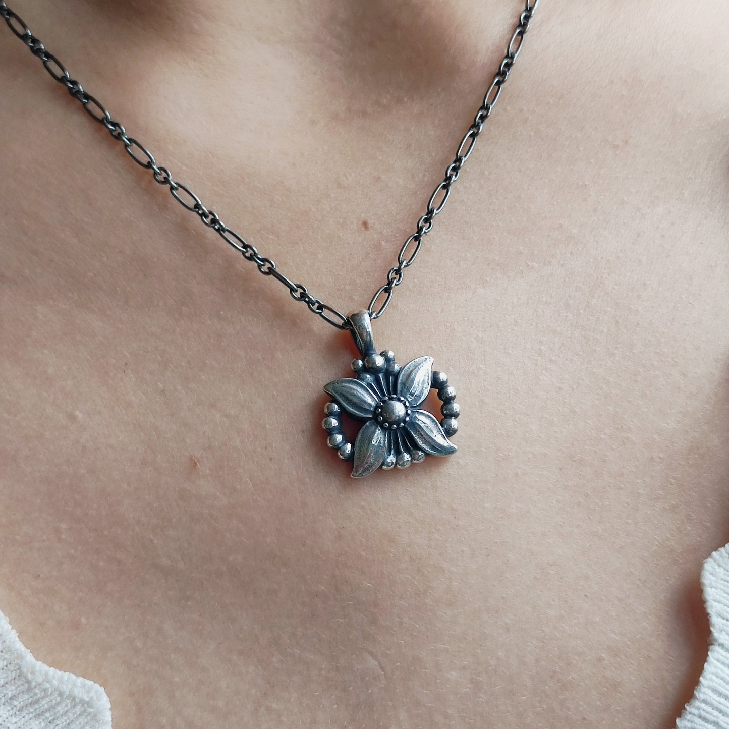 Silver Heritage pendant 1998 by Georg Jensen