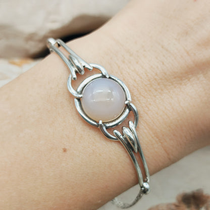 Vintage Silver Bracelet by Reggers with Chalcedony Cabochon (1934–1954)