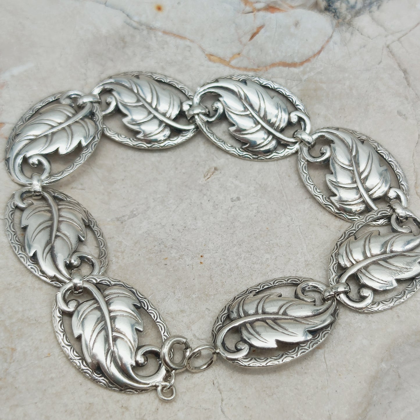 Vintage Art Deco Silver Bracelet with Leaf Panels