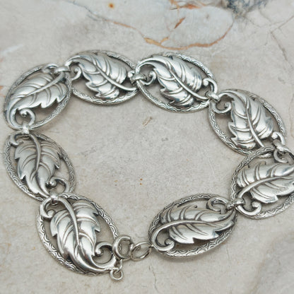 Vintage Art Deco Silver Bracelet with Leaf Panels