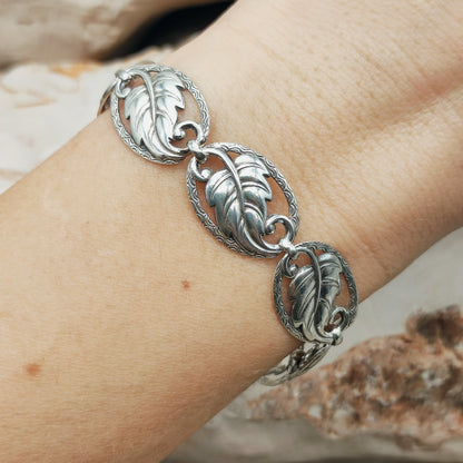 Vintage Art Deco Silver Bracelet with Leaf Panels