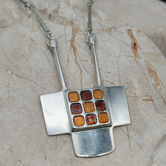 Vaste zilveren ketting van David Andersen met bruin emaille, ontwerp Bjørn Sigurd Østern, Noorwegen jaren 1960