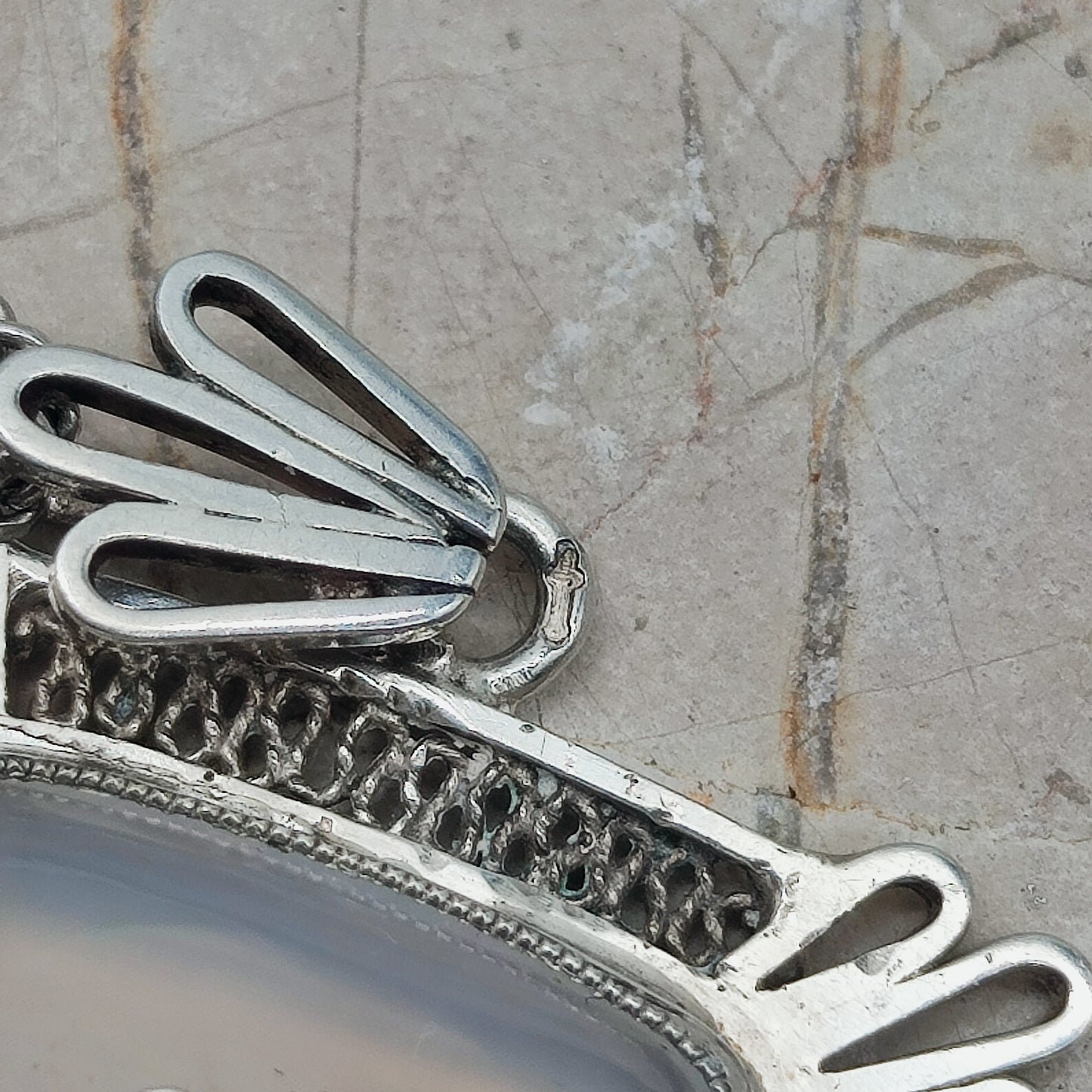 Vintage Dutch silver banded agate pendant 1920s–1930s