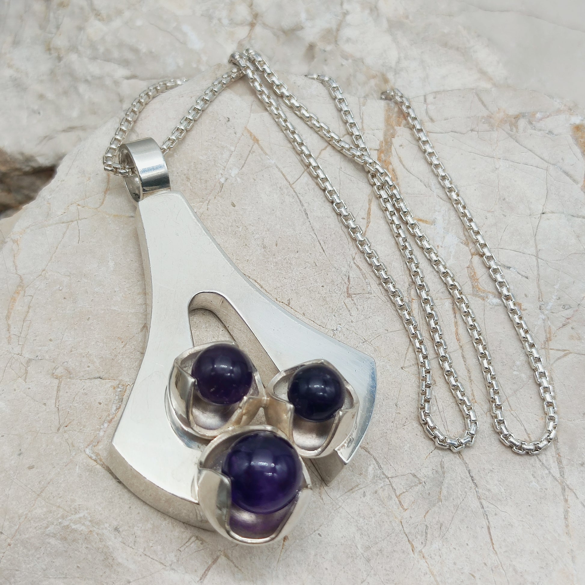 Vintage modernist silver pendant with three amethyst by Kultaseppä Salovaara
