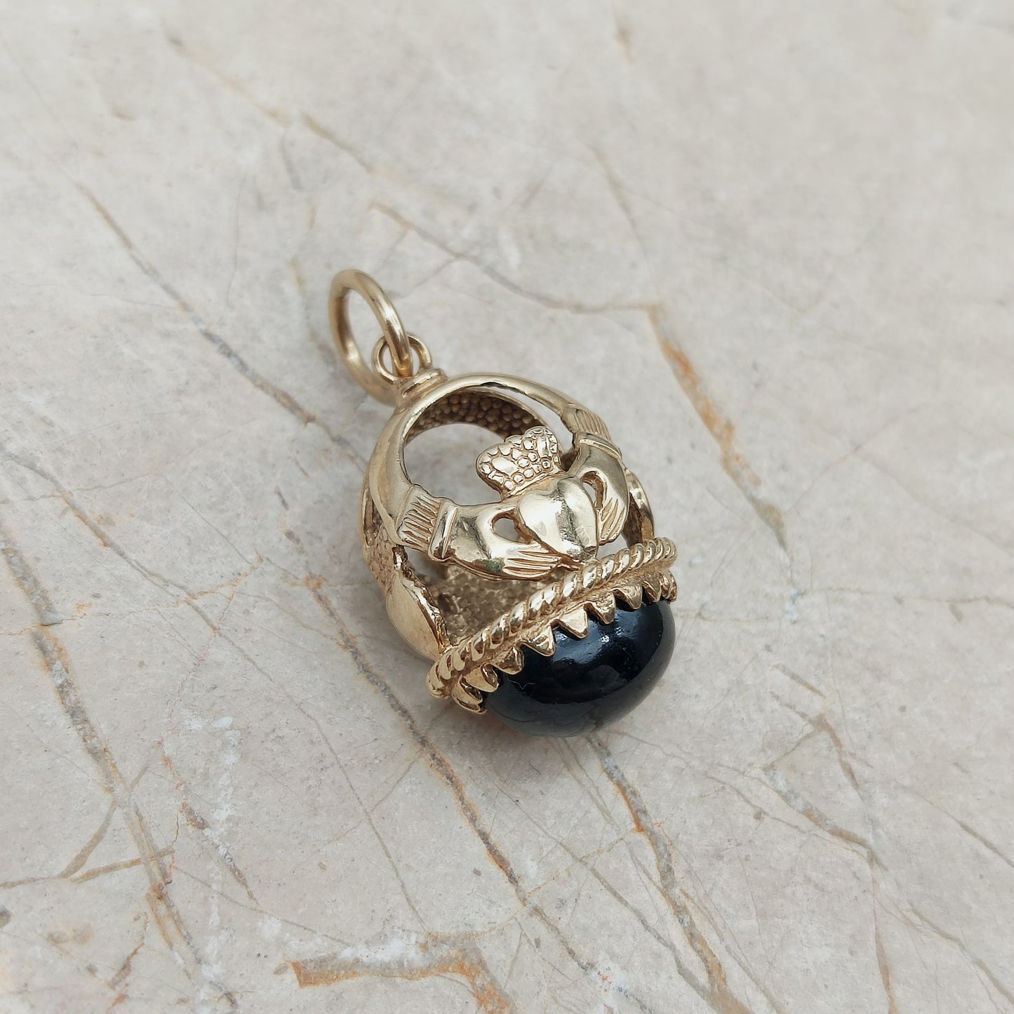 Vintage Claddagh Pendant 9ct Gold