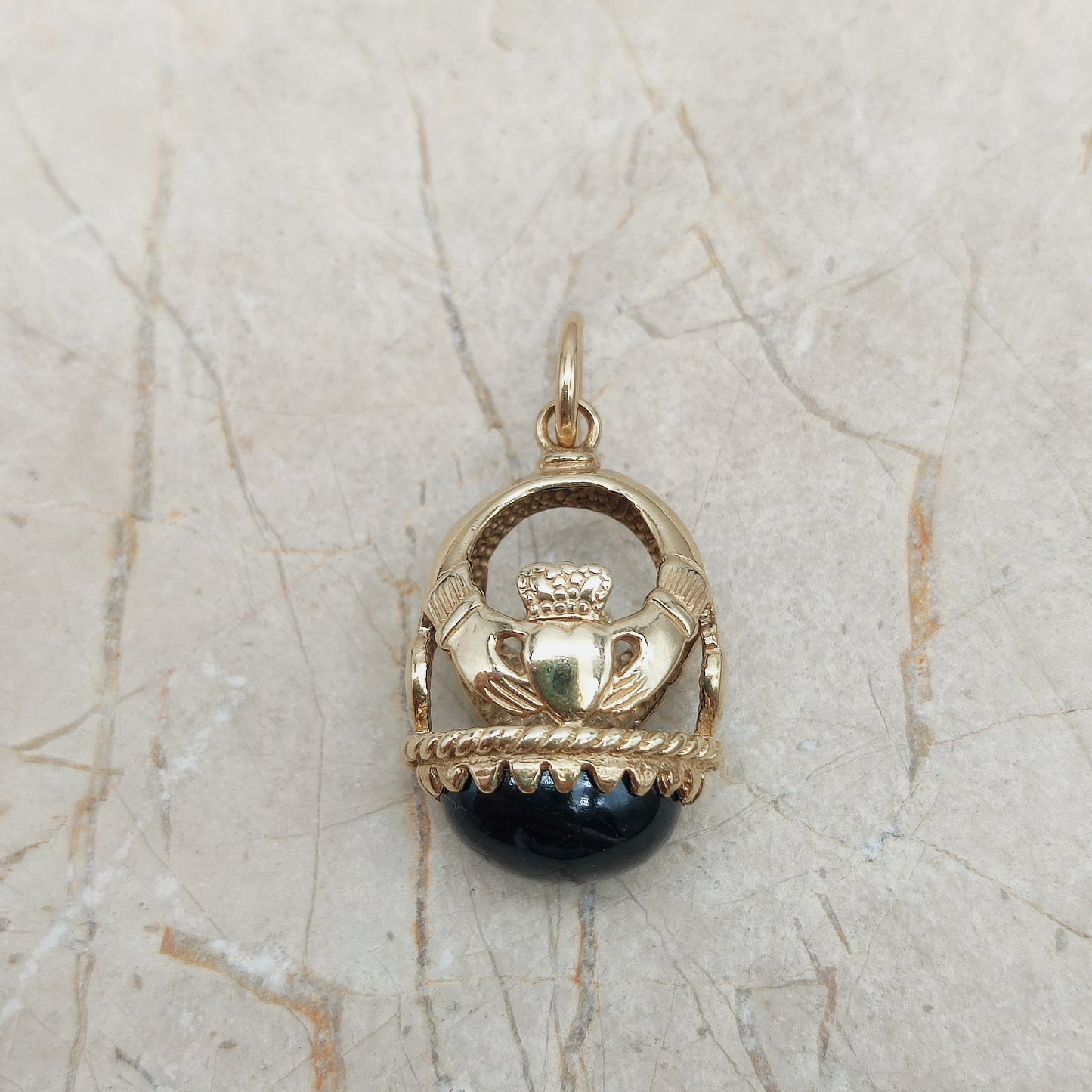 Vintage Claddagh Pendant 9ct Gold