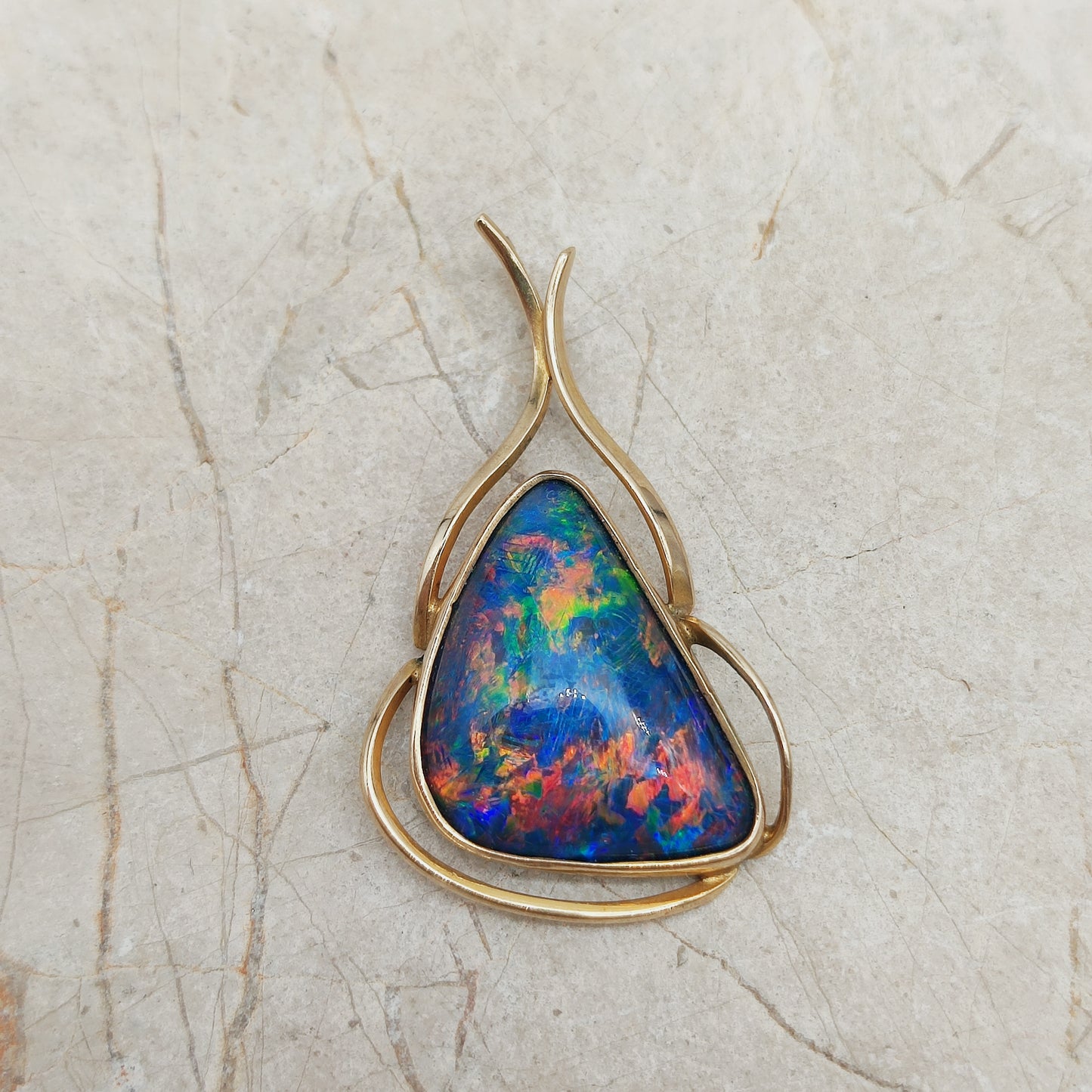Vintage 9ct Gold Opal Pendant – ca 1970s