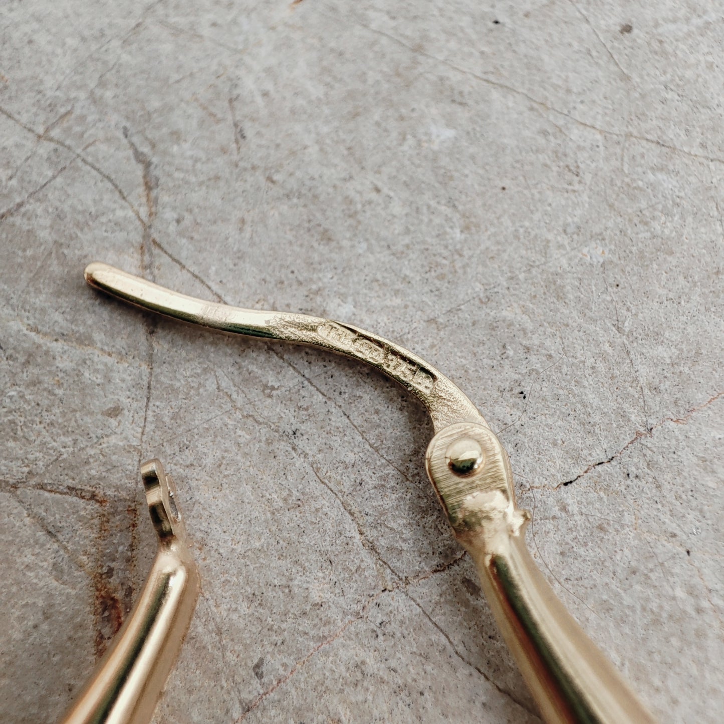 Vintage 9ct Gold Sculptural Hoop Earrings