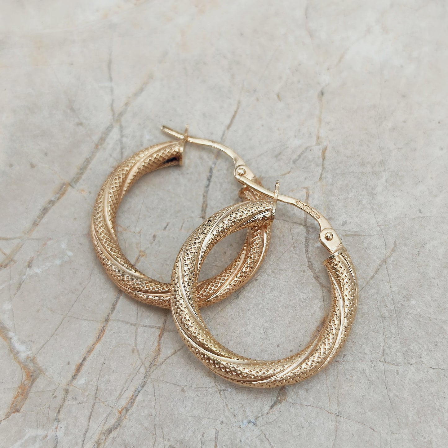 Vintage 9ct Gold Hoop Earrings by UnoAErre