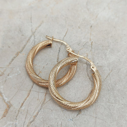 Vintage 9ct Gold Hoop Earrings by UnoAErre