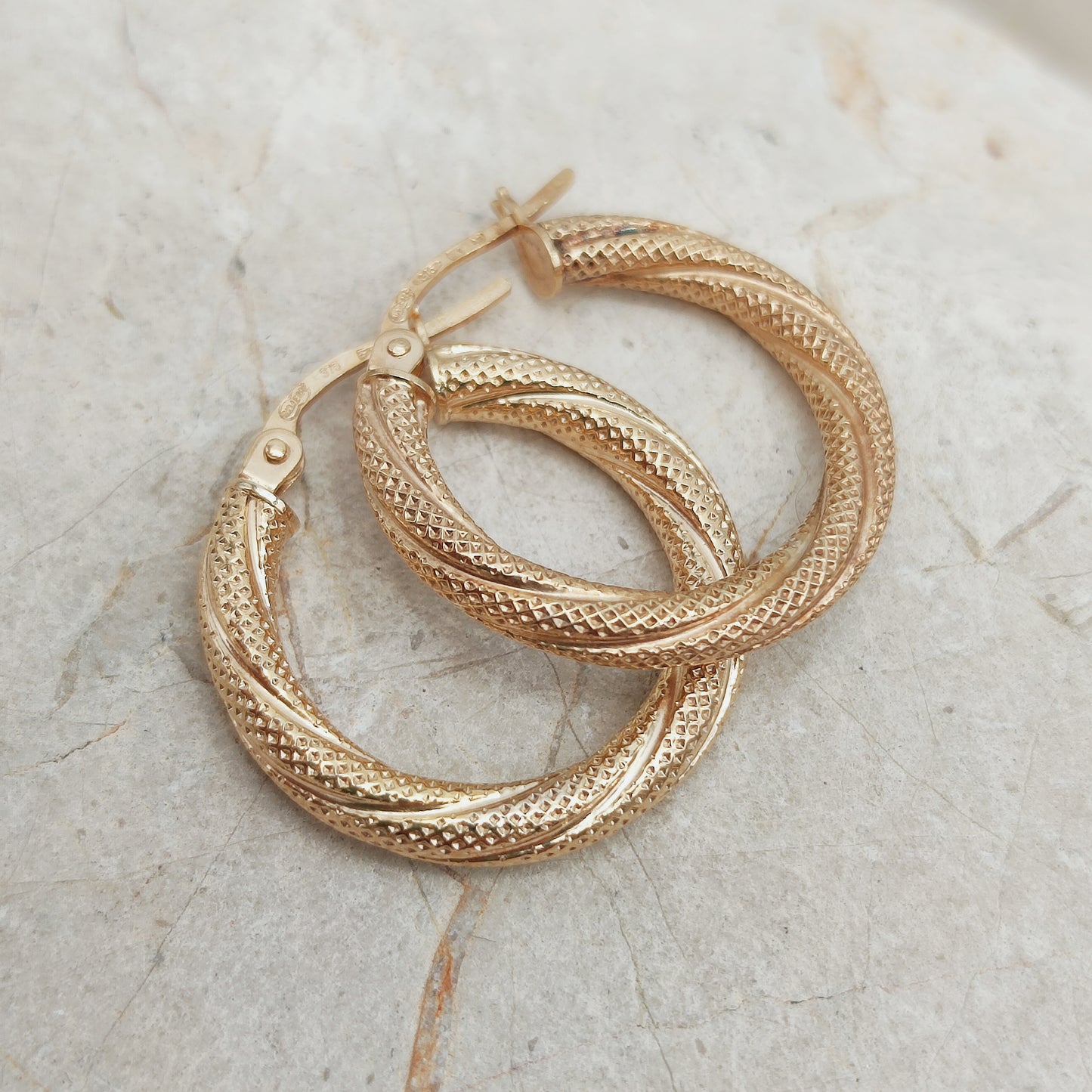 Vintage 9ct Gold Hoop Earrings by UnoAErre