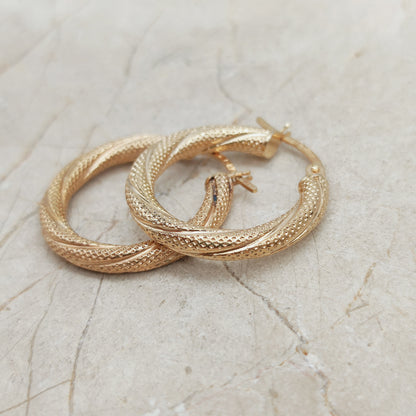 Vintage 9ct Gold Hoop Earrings by UnoAErre
