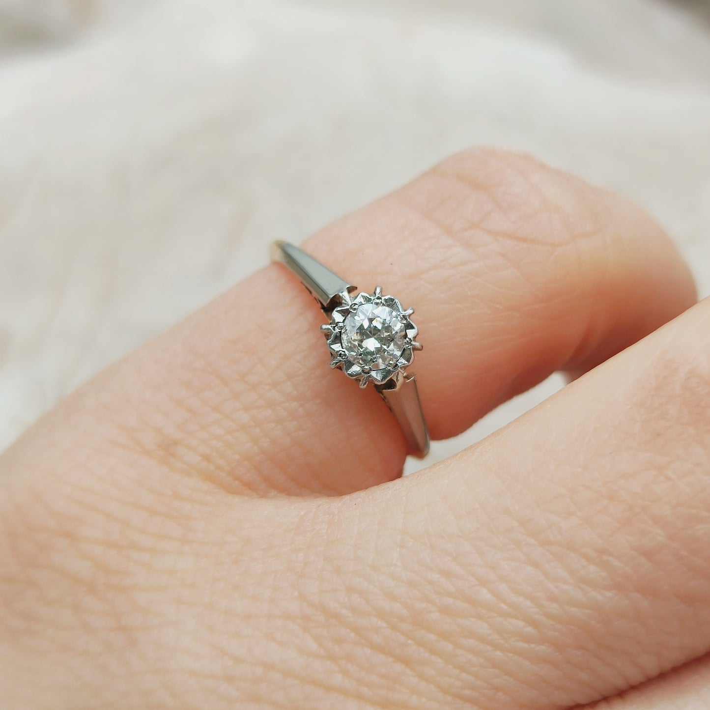 Vintage 0.30ct Diamond Solitaire Ring in 18K Gold and Platinum