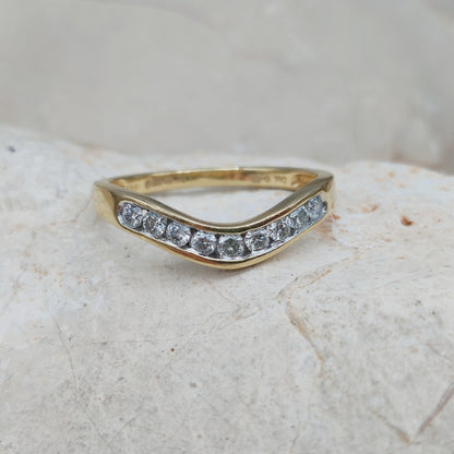 Curved Diamond Band 0.25 ct 18K Gold