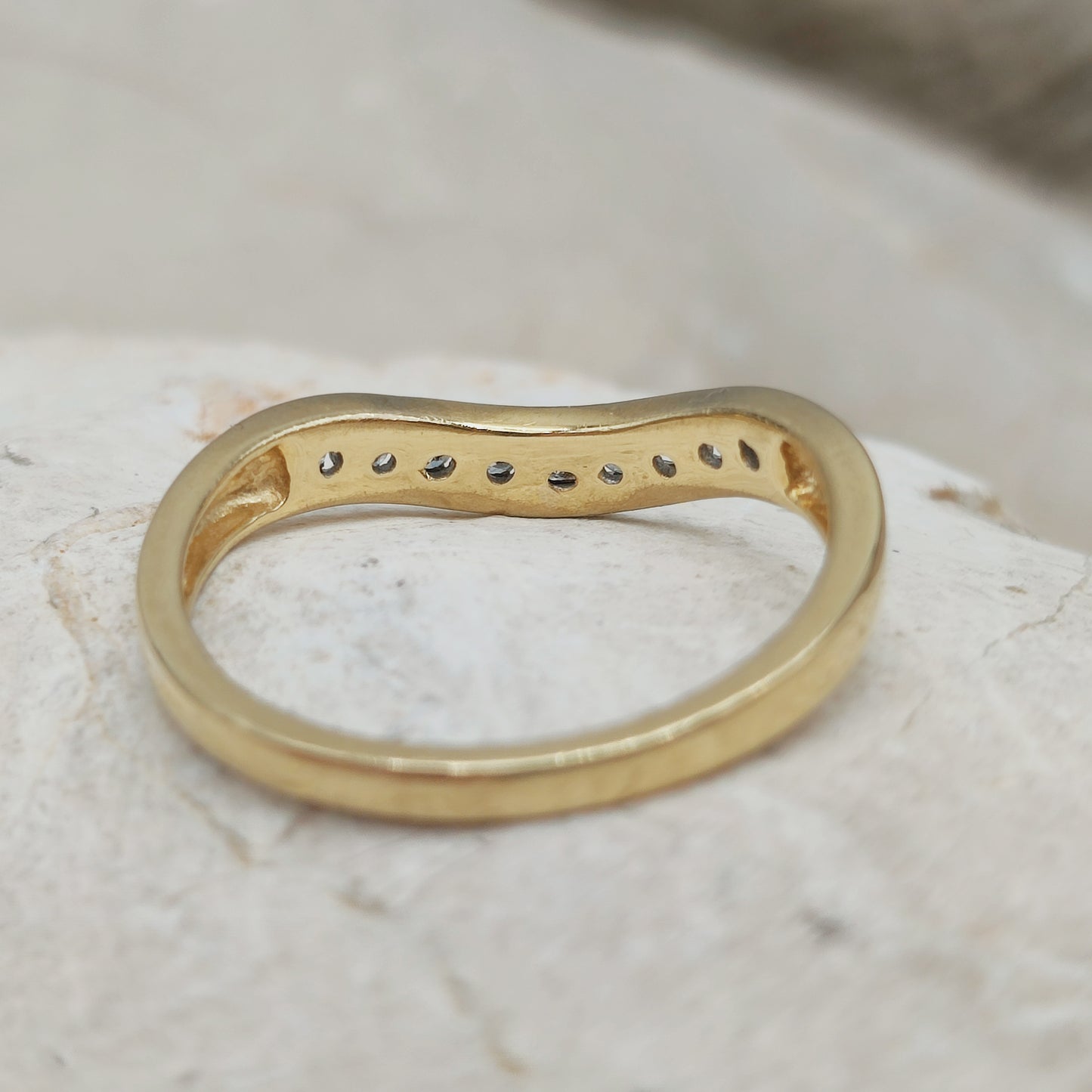 Curved Diamond Band 0.25 ct 18K Gold