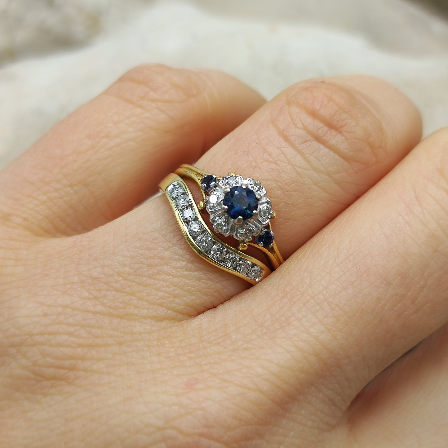 Curved Diamond Band 0.25 ct 18K Gold