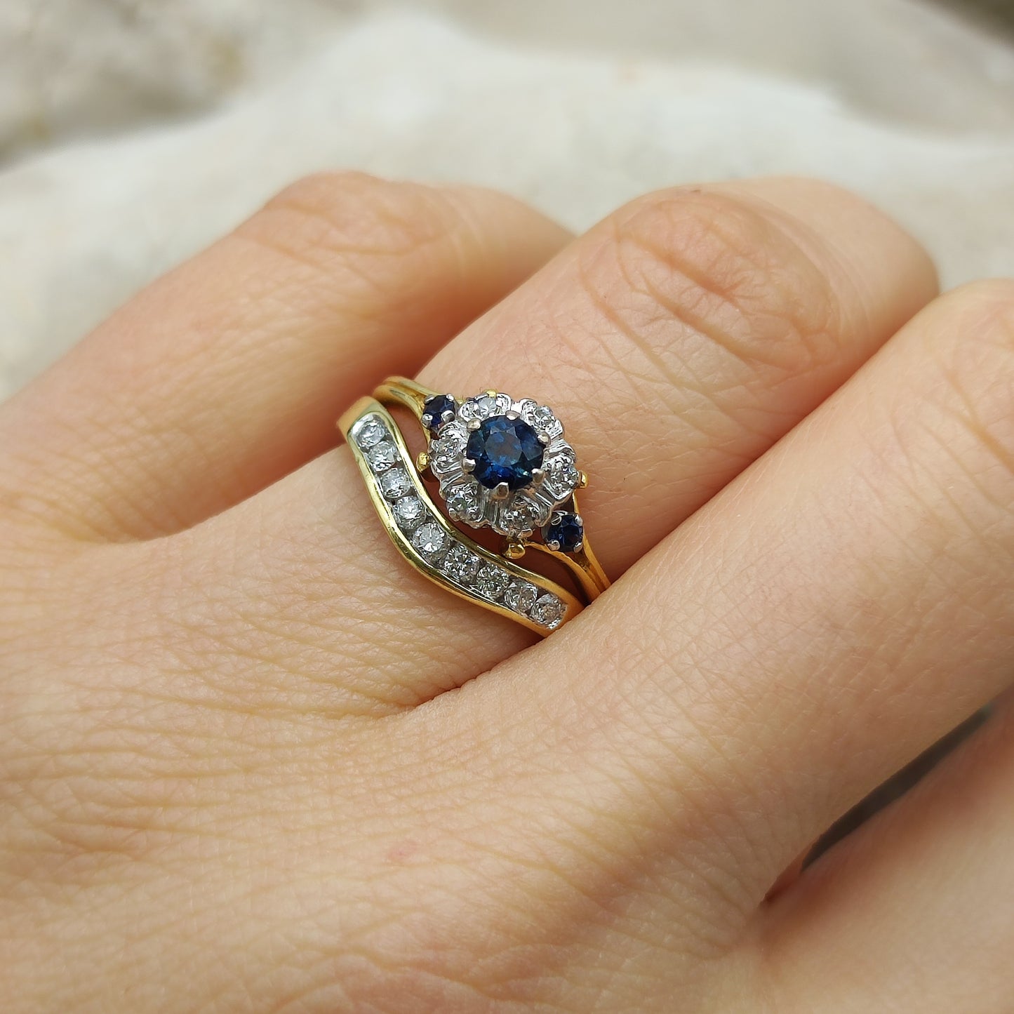 Curved Diamond Band 0.25 ct 18K Gold