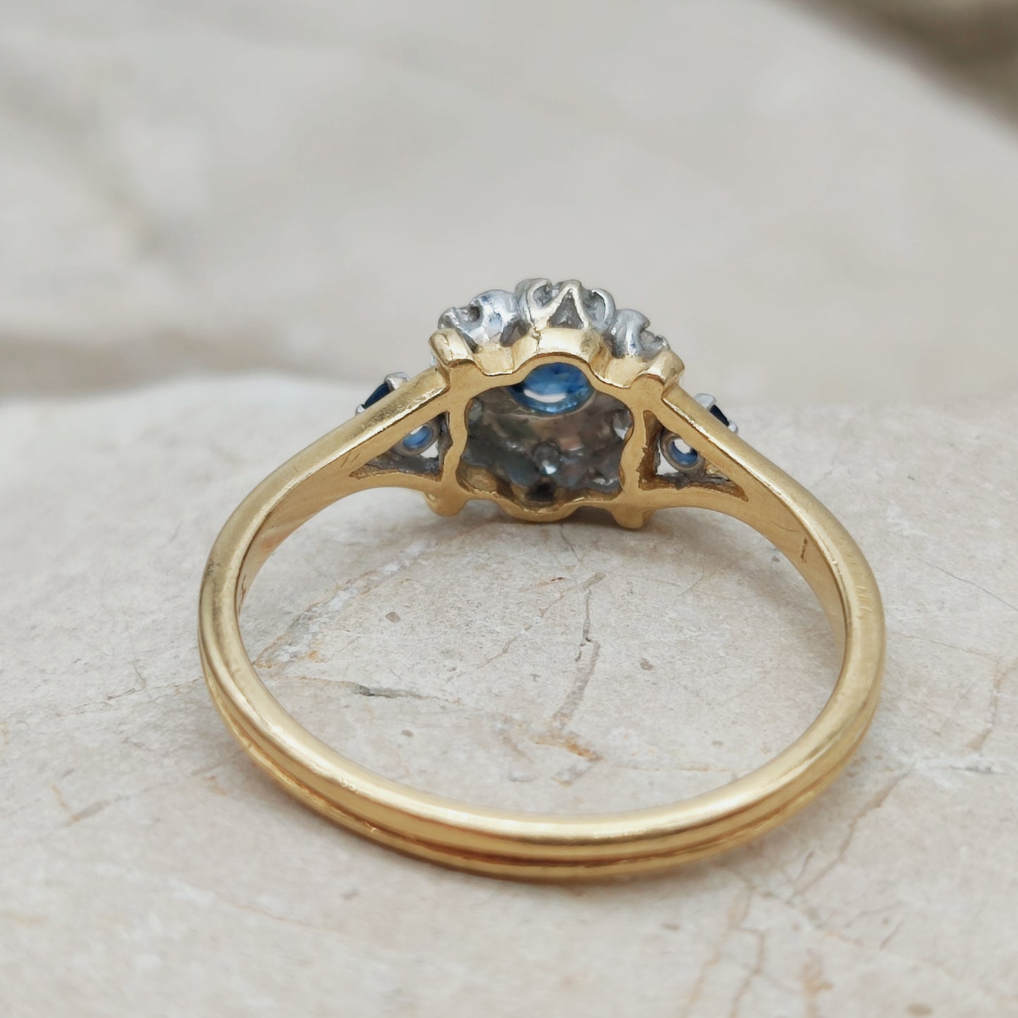Vintage Sapphire Diamond Cluster Ring in 18K Gold