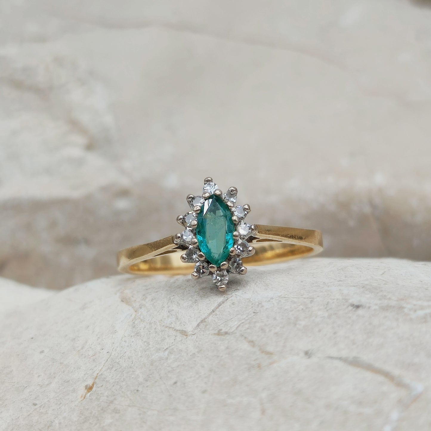 Vintage Emerald and Diamond Cluster Ring 18ct Gold London 1985