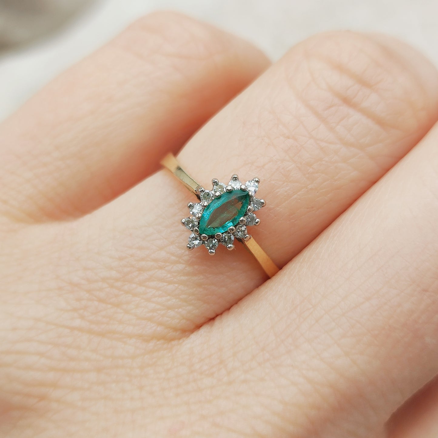 Vintage Emerald and Diamond Cluster Ring 18ct Gold London 1985