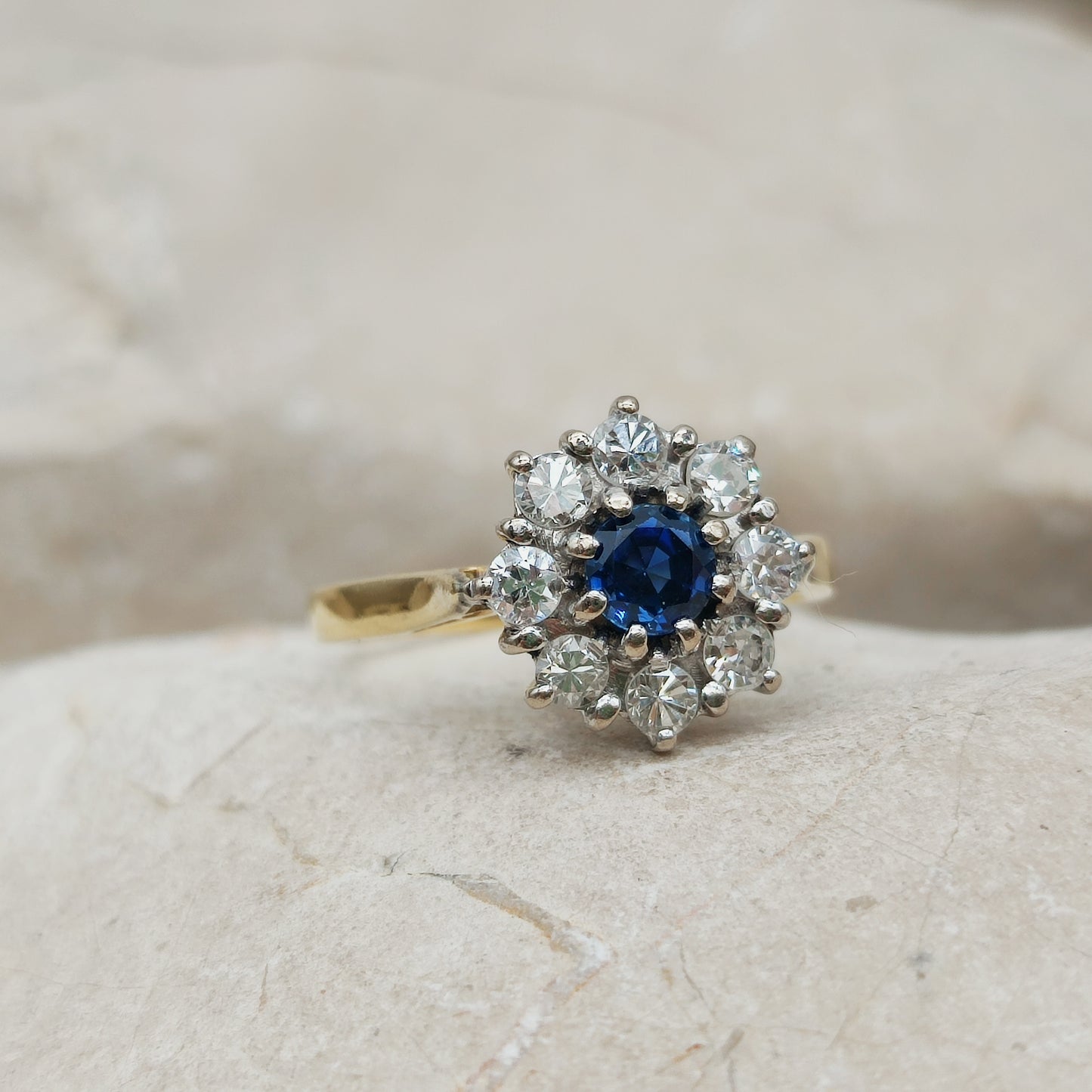 Vintage 18k Gold Sapphire Diamond Daisy Ring – 0.53ct Diamond Cluster