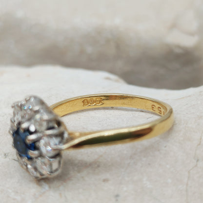 Vintage 18k Gold Sapphire Diamond Daisy Ring – 0.53ct Diamond Cluster