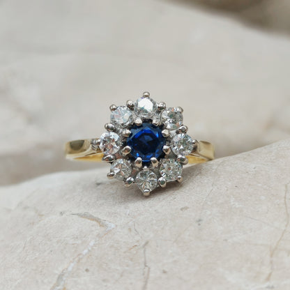 Vintage 18k Gold Sapphire Diamond Daisy Ring – 0.53ct Diamond Cluster