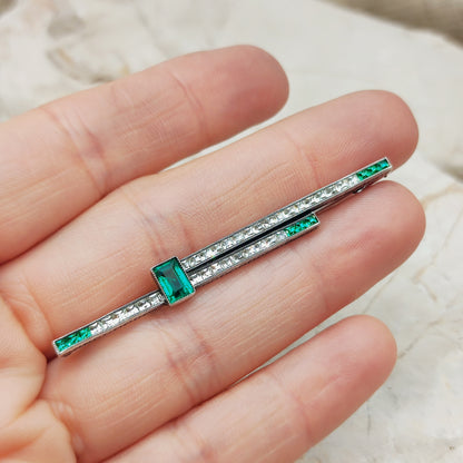 Art Deco Bar Brooch with Green Glass Stones