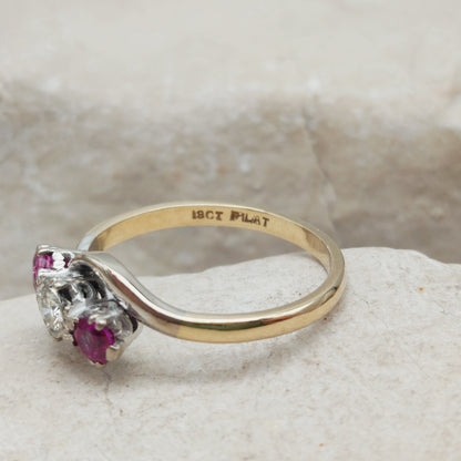 Keurmerken 18 CT en PLAT in de ringband
