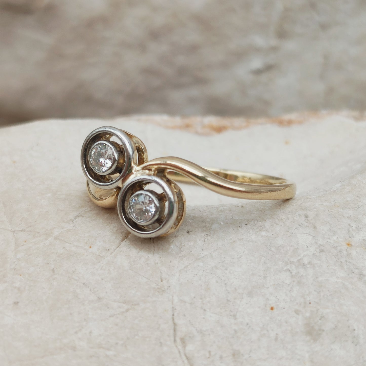 Art Deco Diamond Toi & Moi Ring in 18 Carat Gold