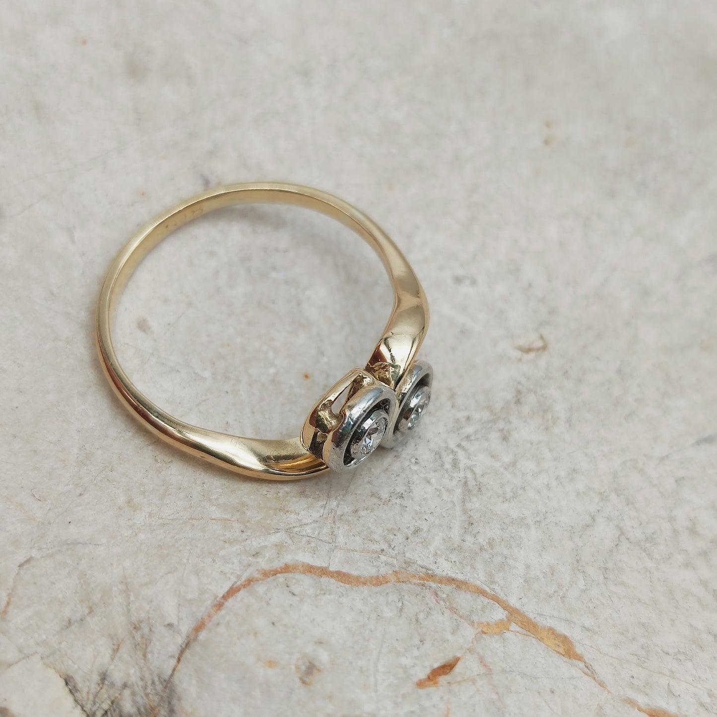 Art Deco Diamond Toi & Moi Ring in 18 Carat Gold