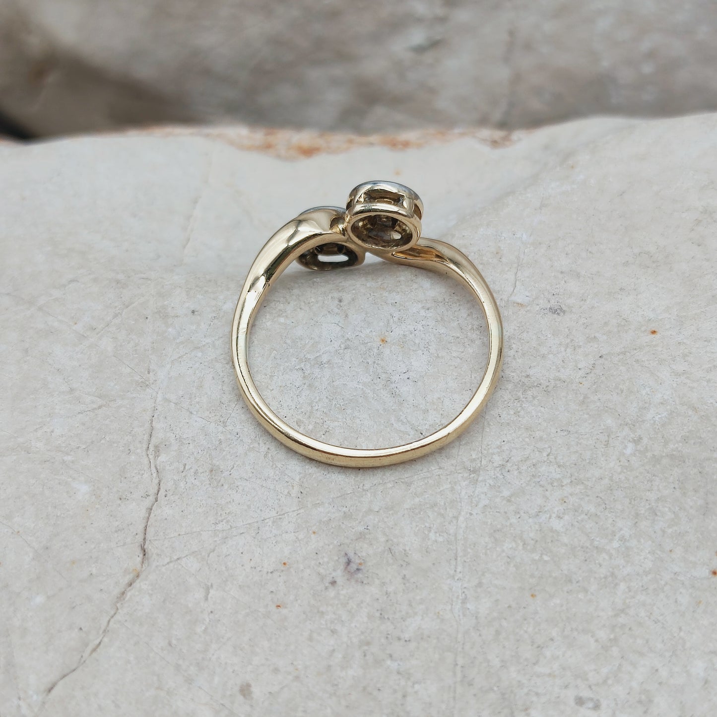 Art Deco Diamond Toi & Moi Ring in 18 Carat Gold