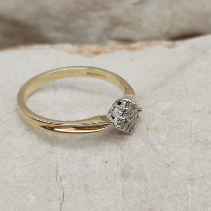 9 Carat gold vintage ring with Diamond Square Cluster