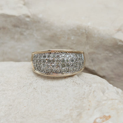 Brede vintage pavé diamanten ring in wit- en geelgoud