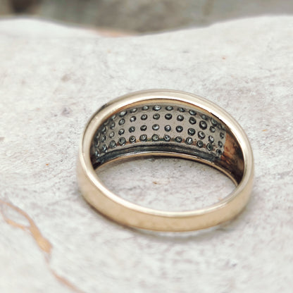 Vintage wide pavé Diamond ring in 9 Carat Gold