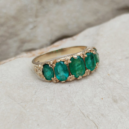 Vintage 5 stone Emerald Ring in 9 Carat Gold