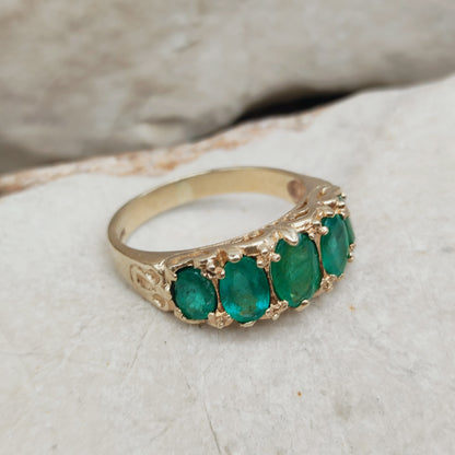 Vintage 5 stone Emerald Ring in 9 Carat Gold