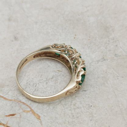 Vintage 5 stone Emerald Ring in 9 Carat Gold