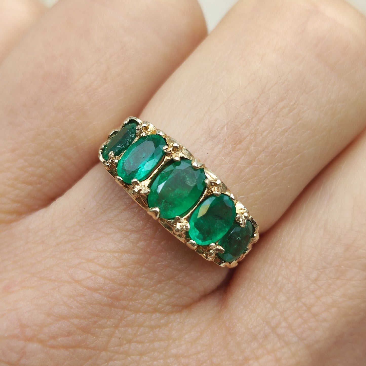 Vintage 5 stone Emerald Ring in 9 Carat Gold