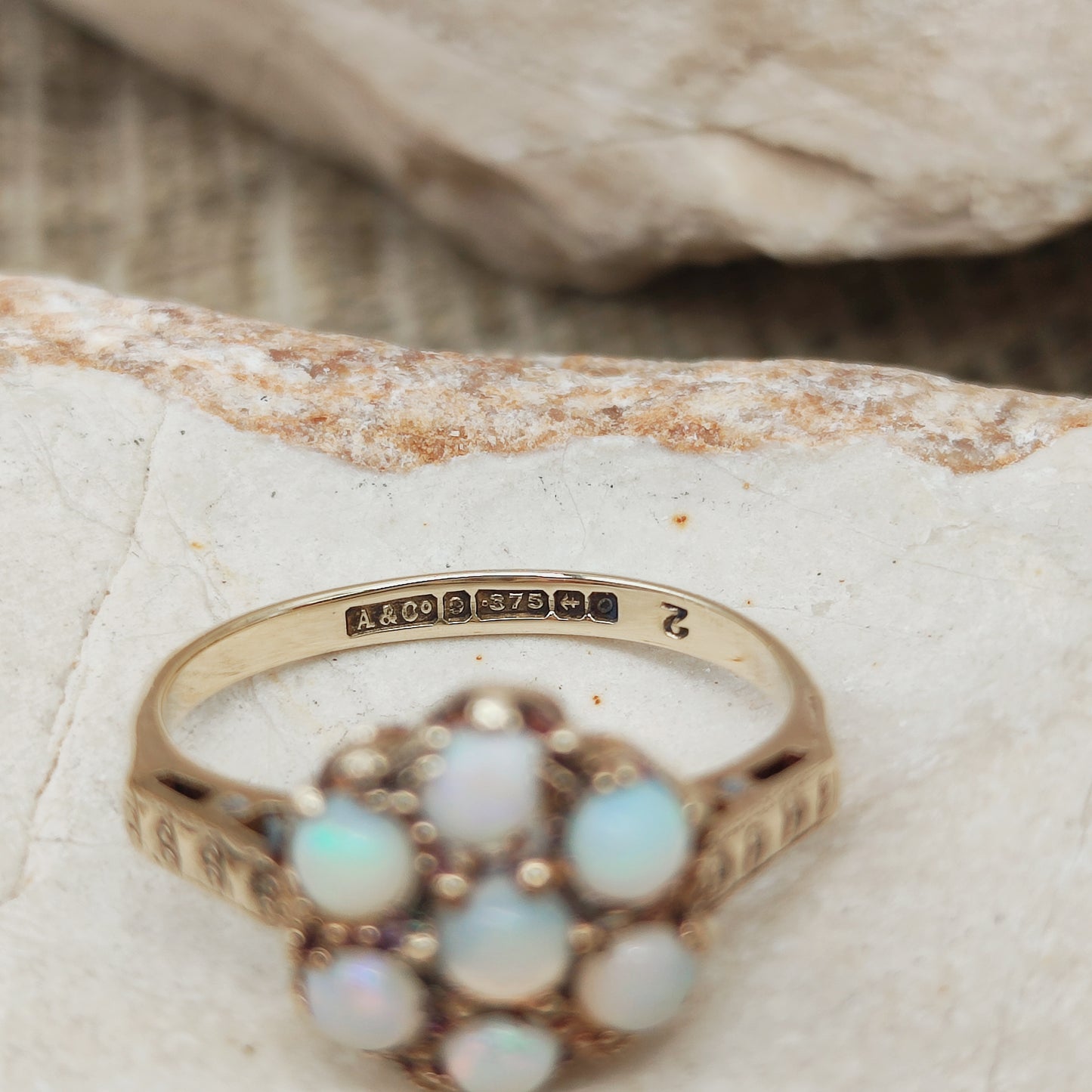 Vintage Sixties Opal Cluster ring in 9K gold