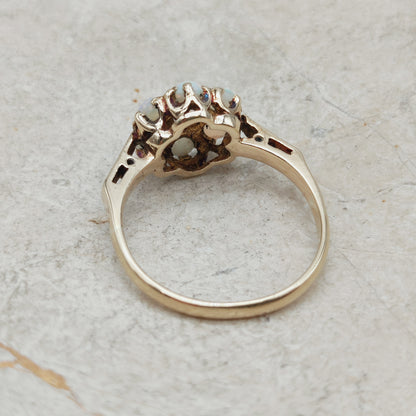 Vintage Sixties Opal Cluster ring in 9K gold
